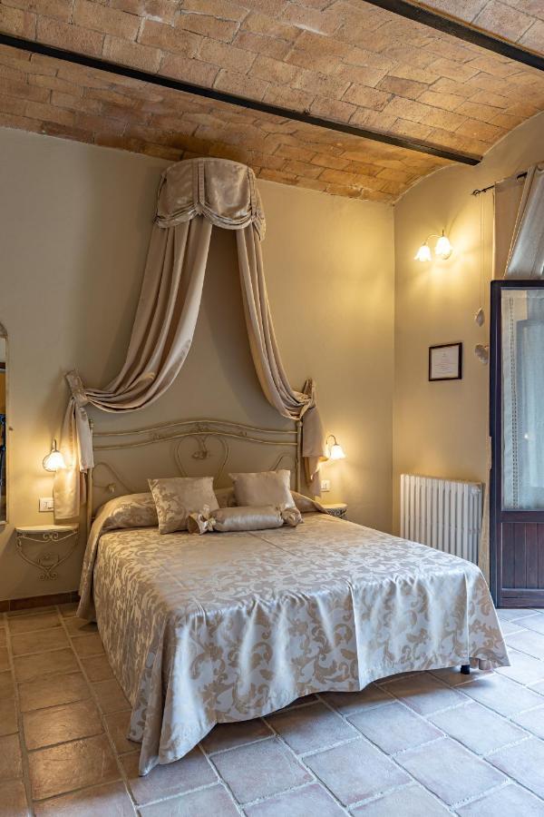 Wine Resort Colsereno Montalcino Ngoại thất bức ảnh