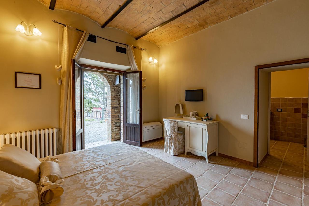 Wine Resort Colsereno Montalcino Ngoại thất bức ảnh